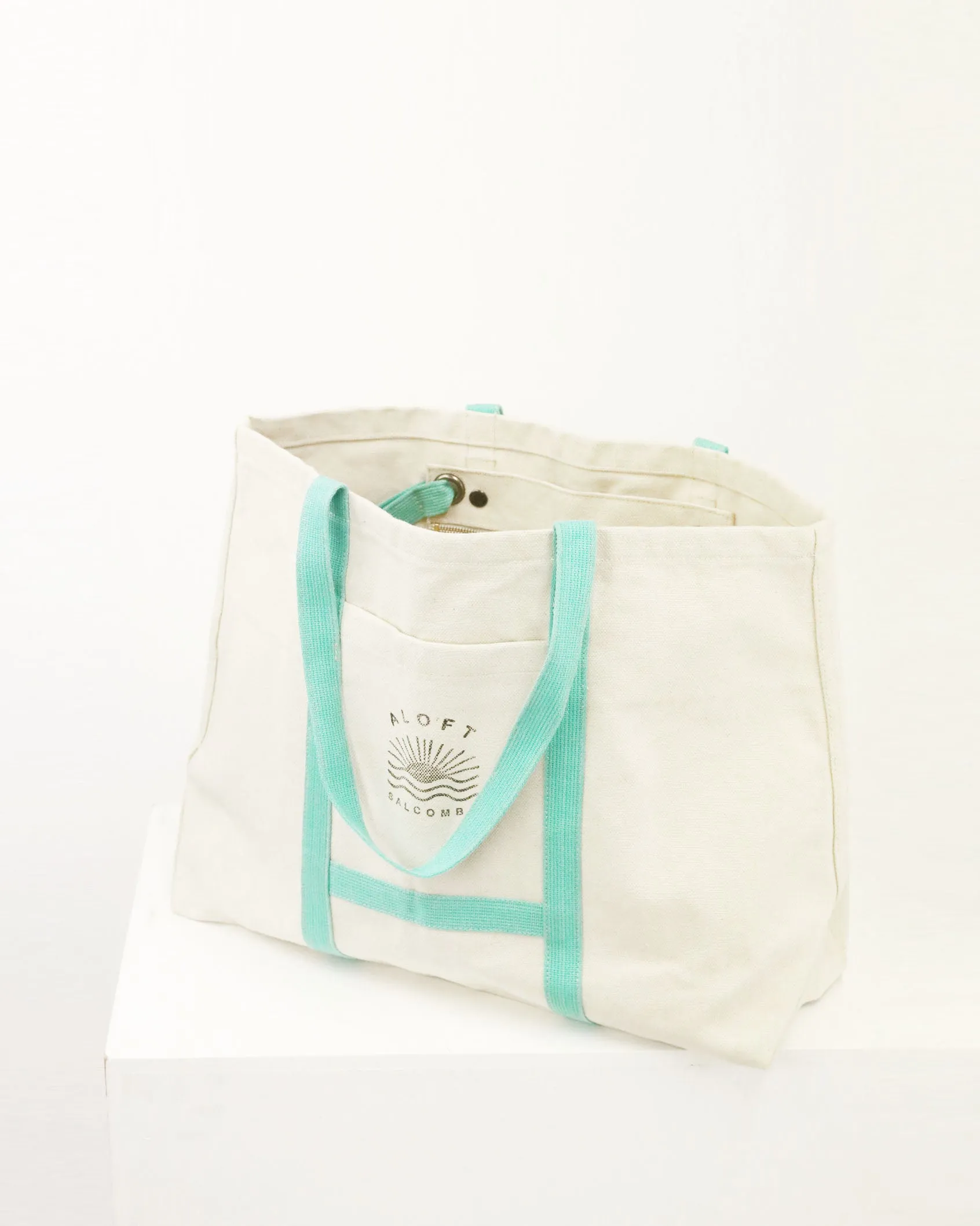 Aloft Beach Tote