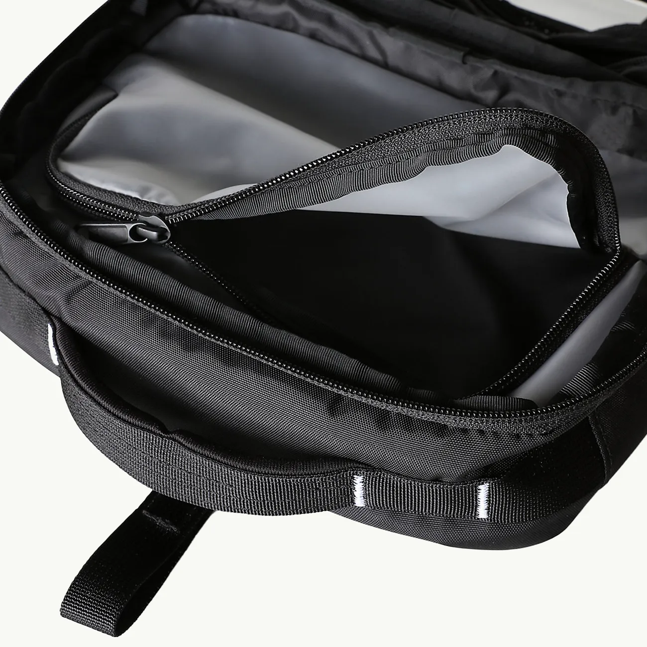 Base Camp Voyager Toiletry Bag - TNF Black