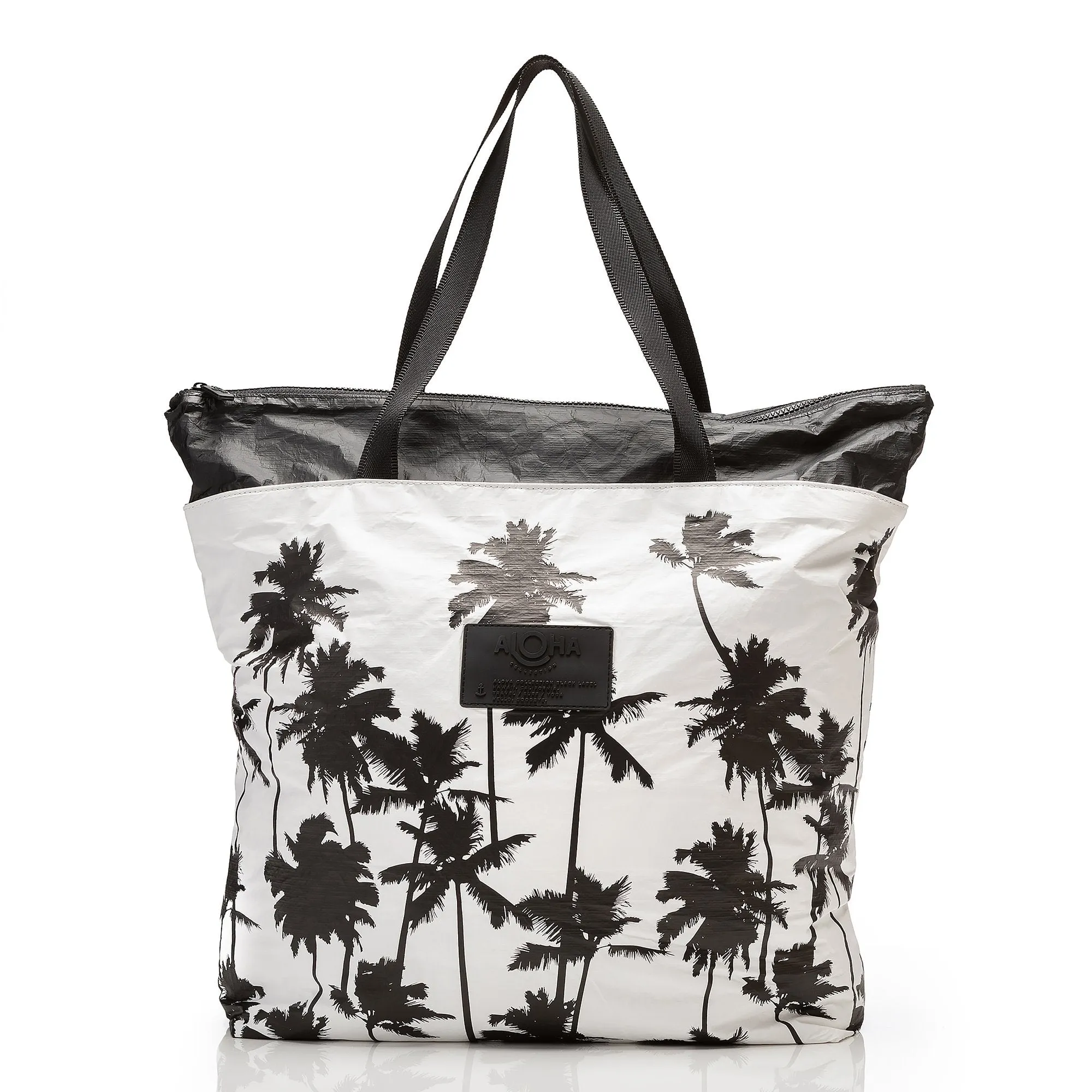 Coco Palms Day Tripper / Black & White