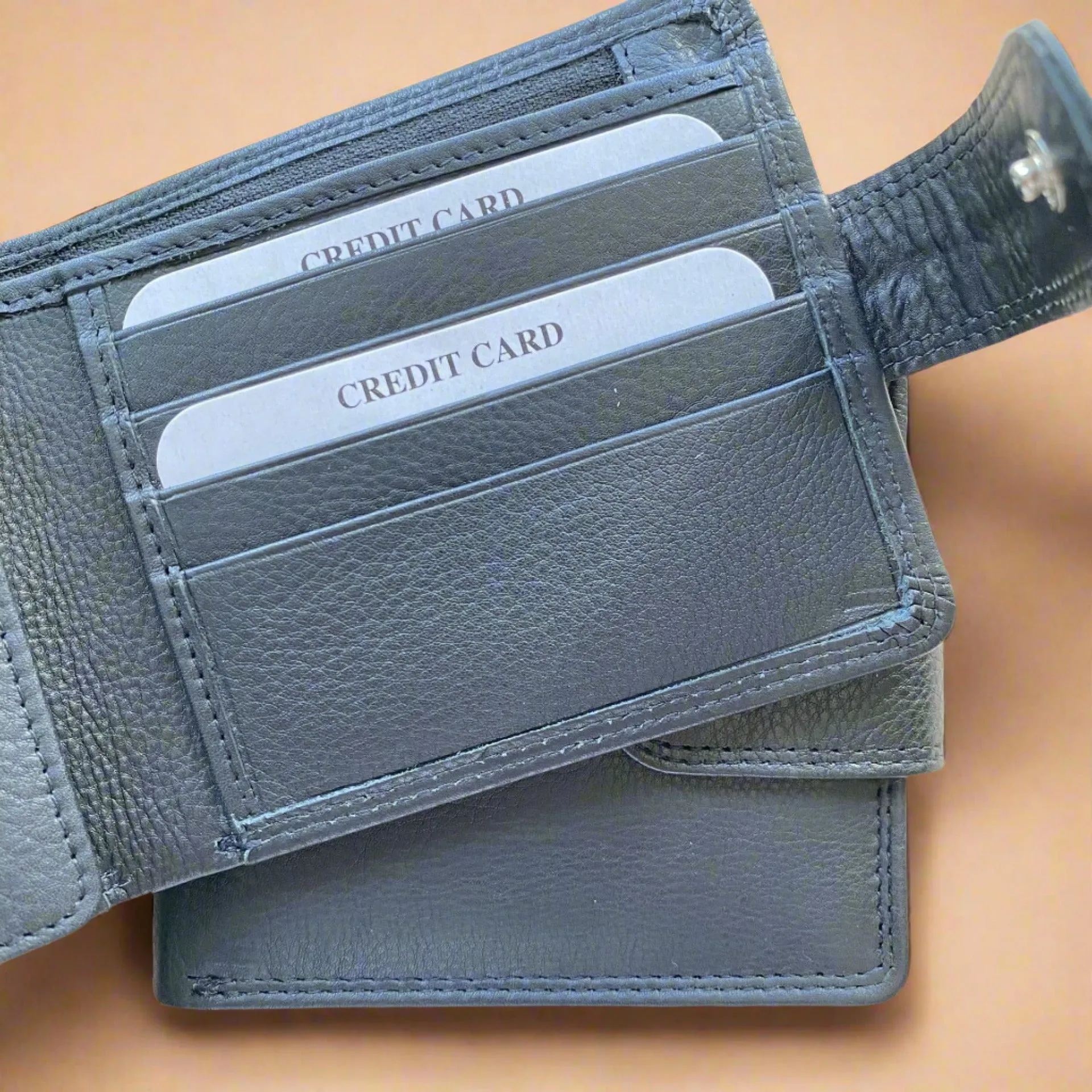 Eddie Men's Black Leather Wallet - KALGHI