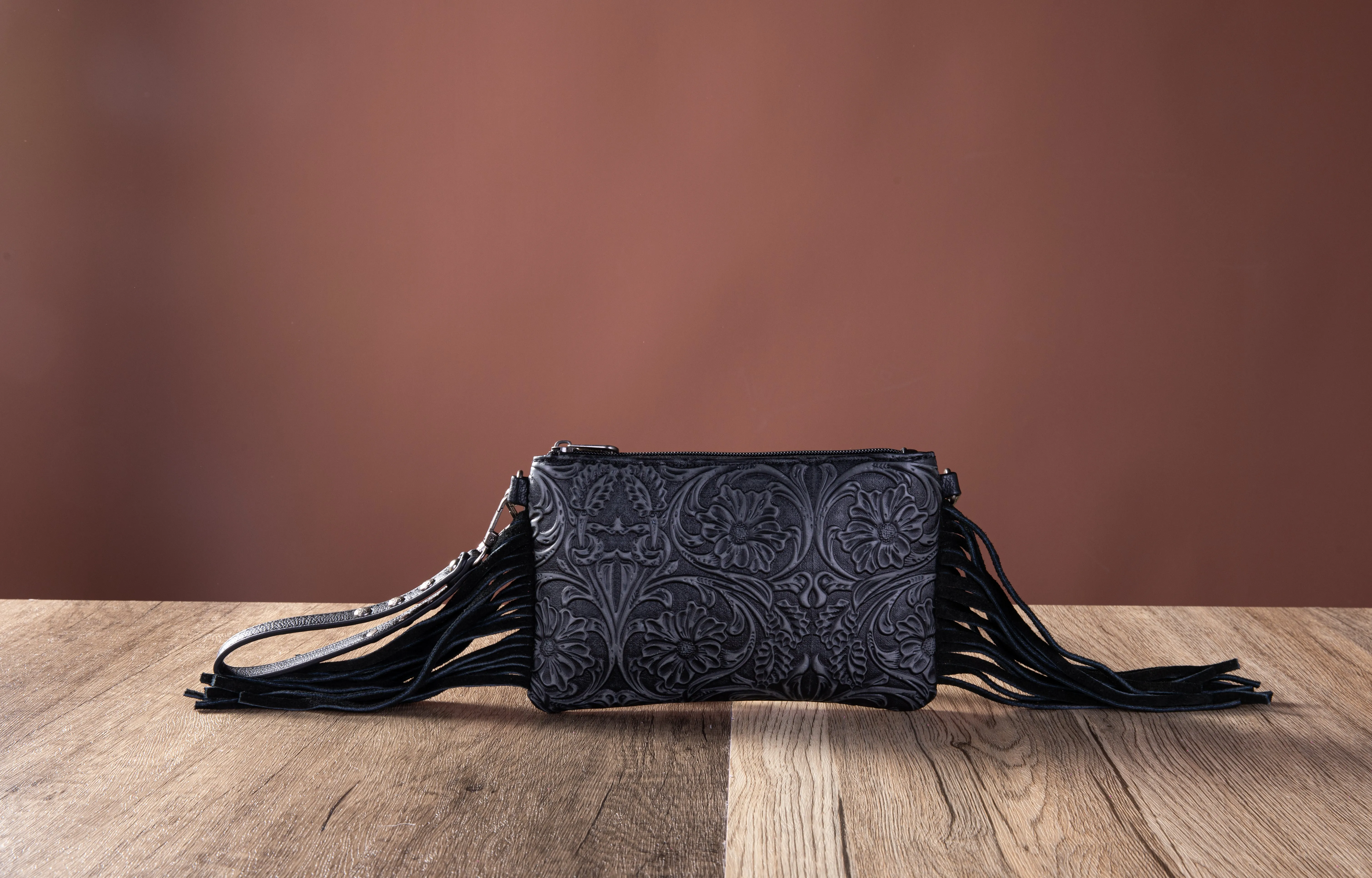 MW1217-181 Montana West Tooled Collection Clutch/Crossbody