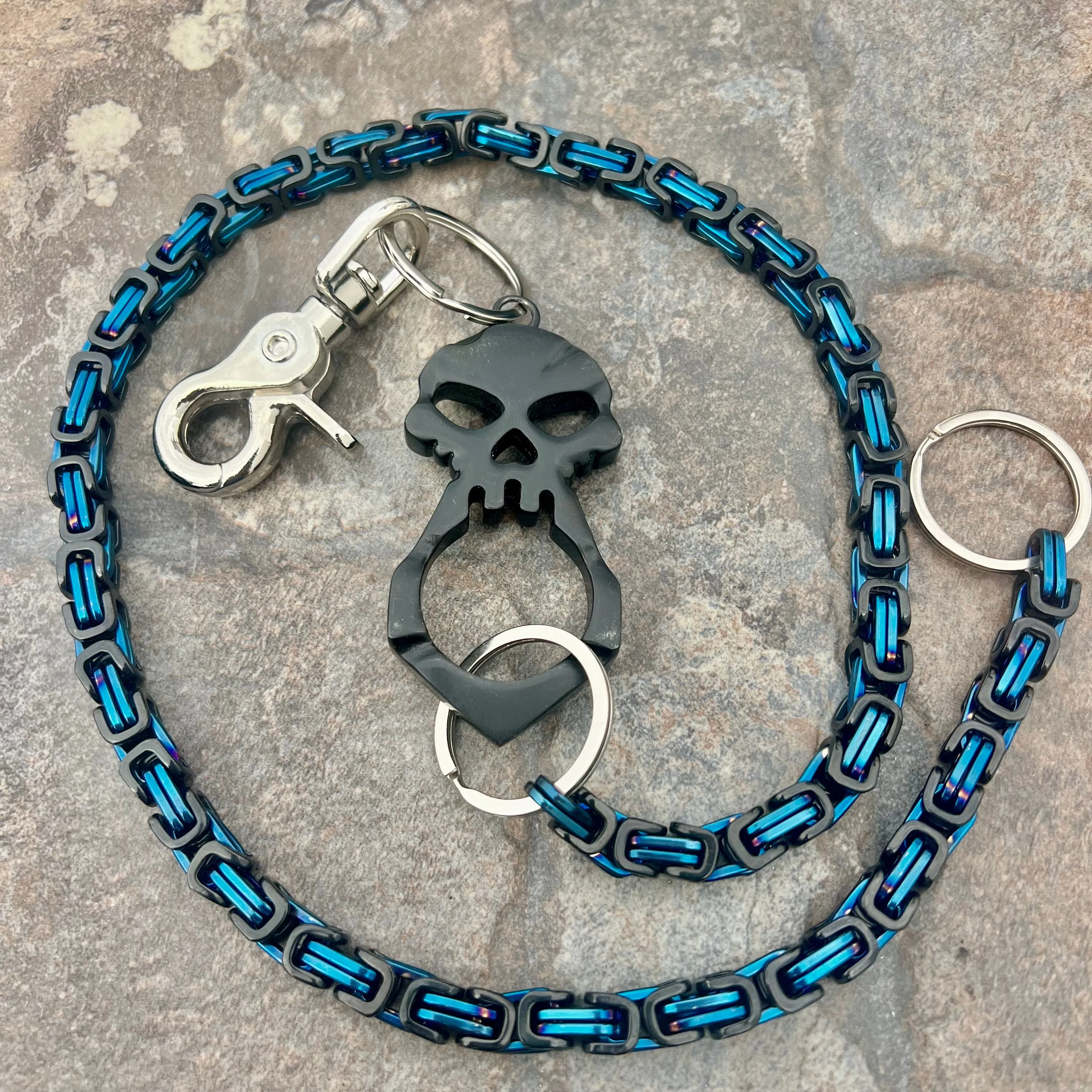 One Finger Ring Black Wallet Chain - Black & Blue Daytona Deluxe - WC045D