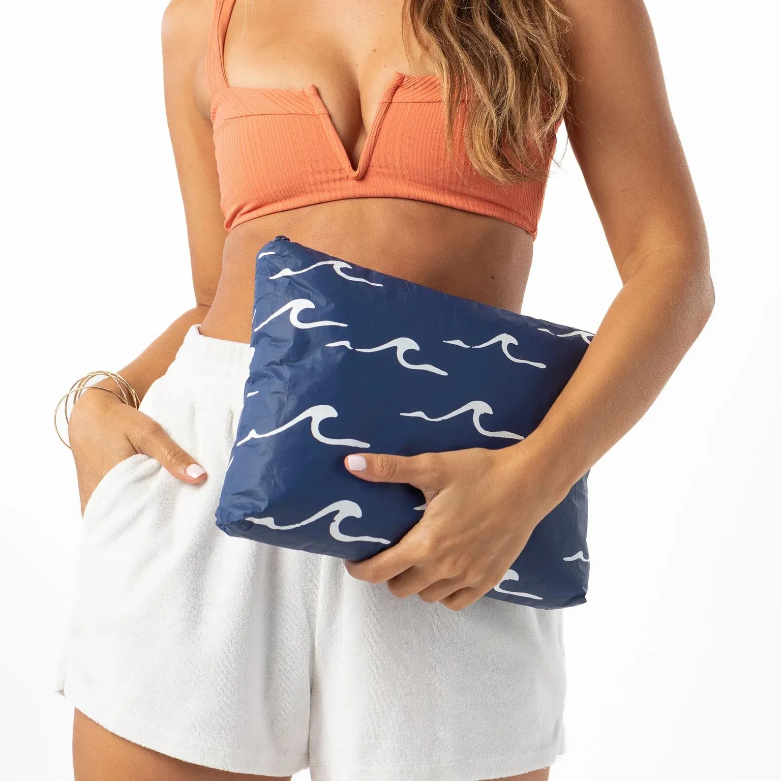 Seaside Mid Pouch / White & Navy