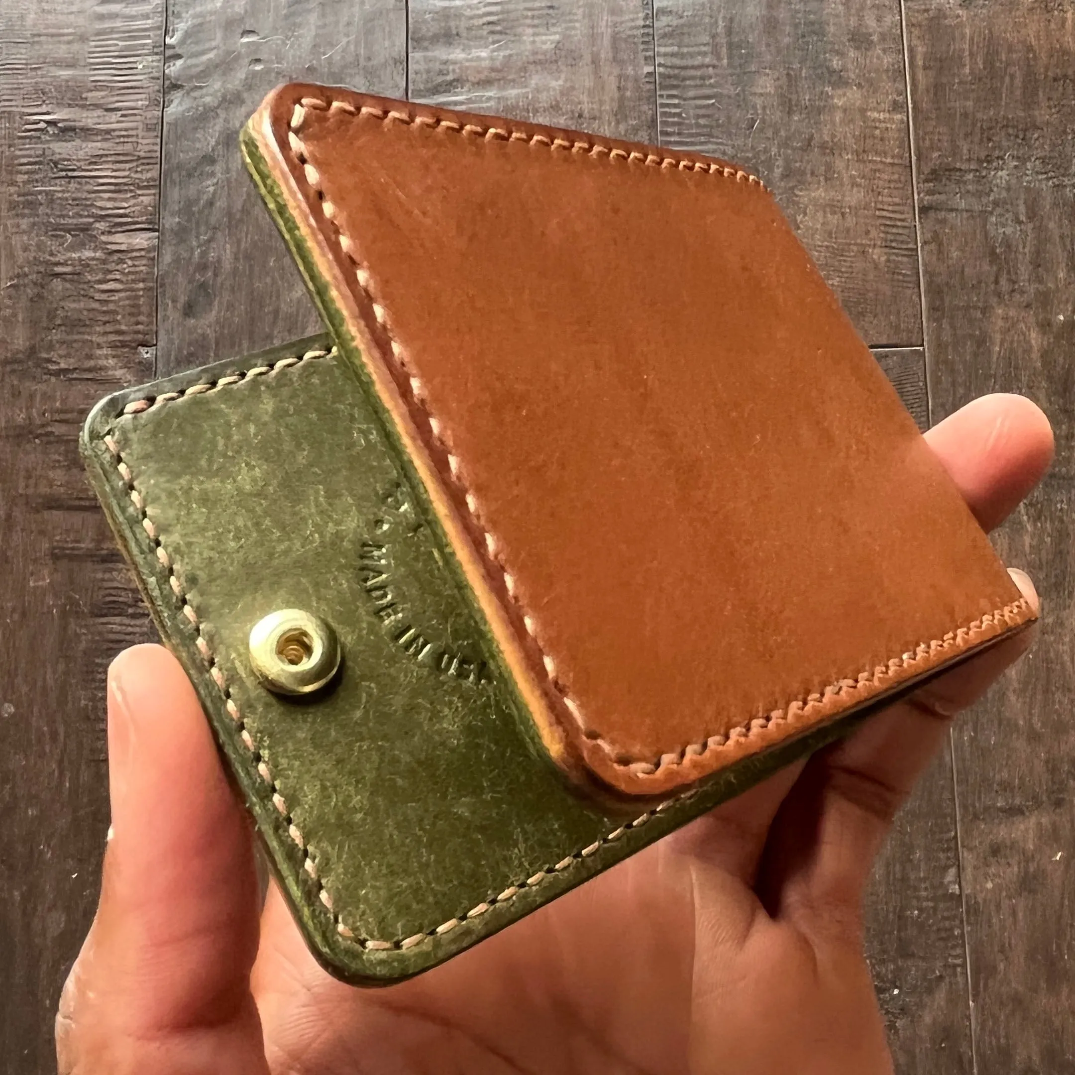 Snap Vertical Billfold - Insta