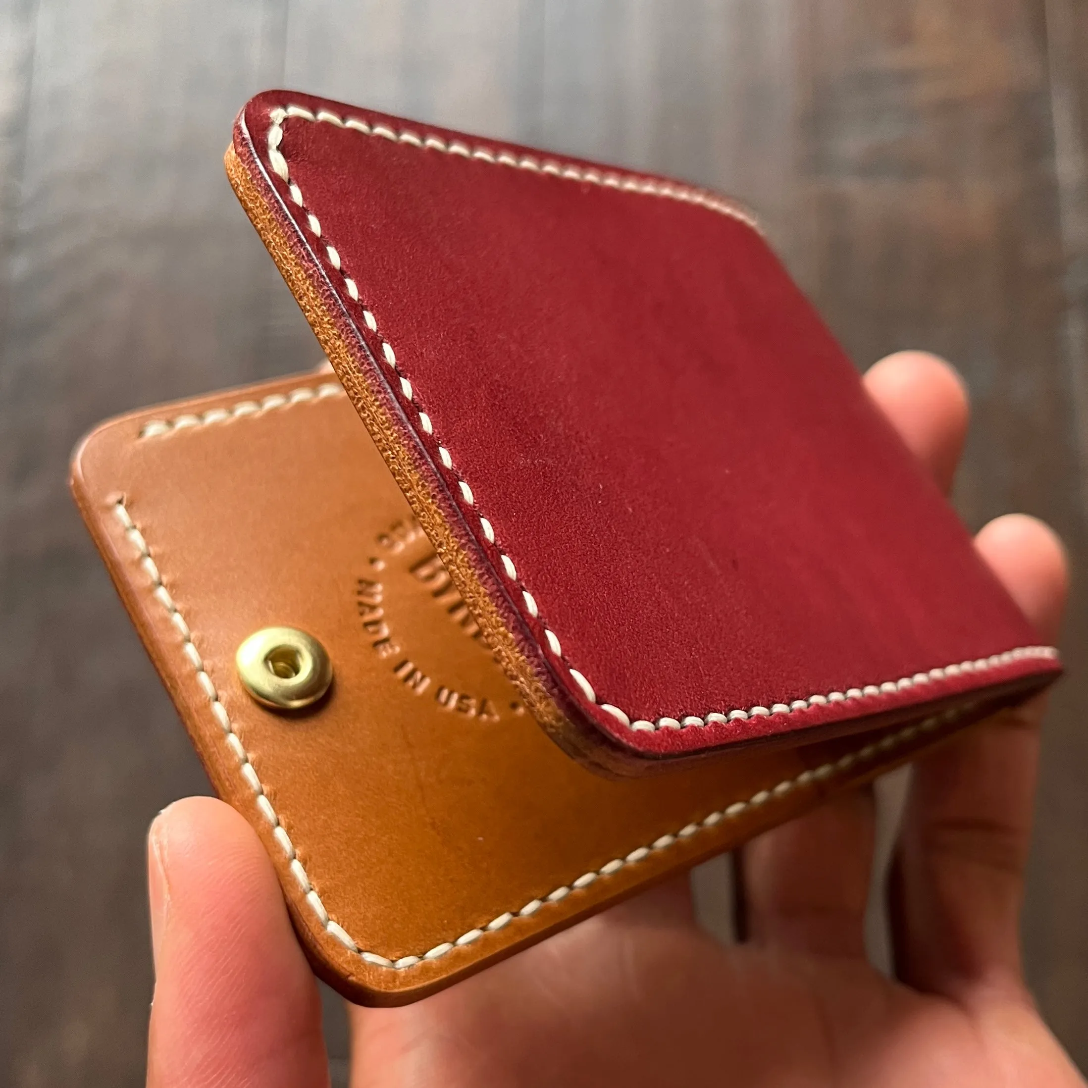 Snap Vertical Billfold - Insta