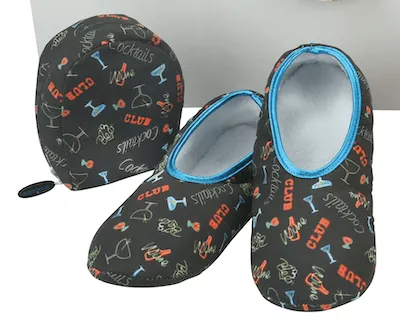 Snoozies Foot Covers with Pouch