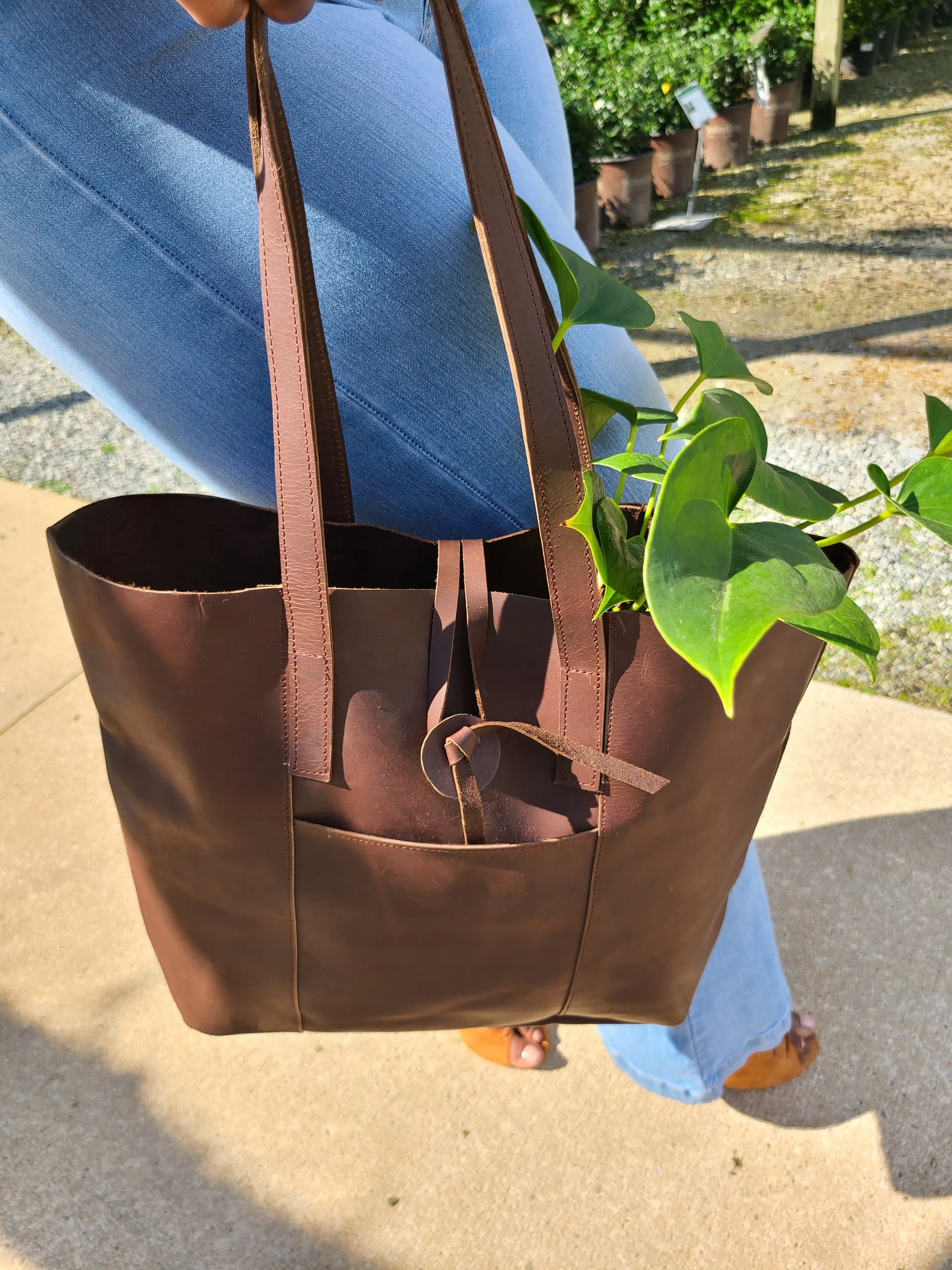 Women's Hunter Leather Tote Bag