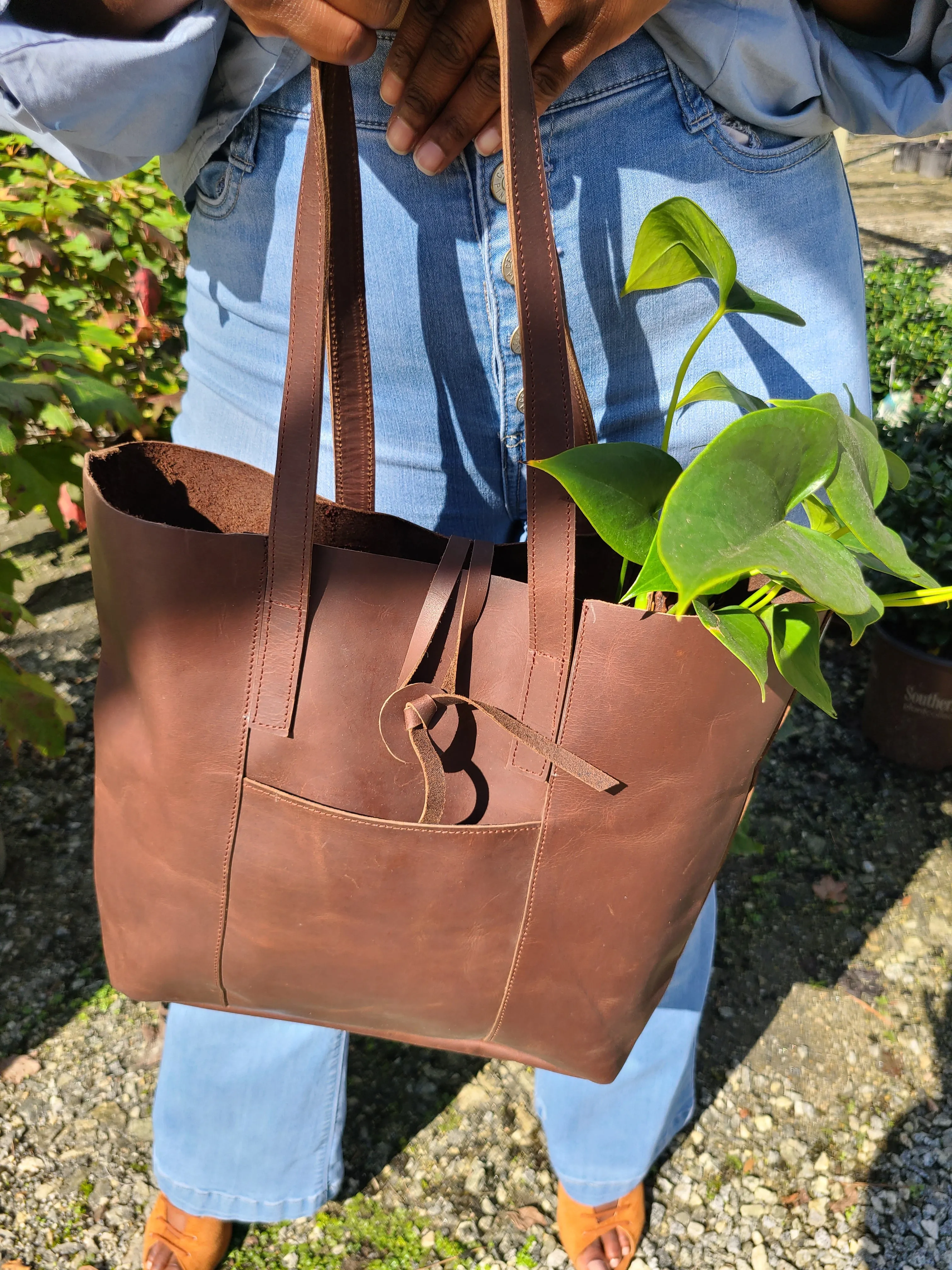 Women's Hunter Leather Tote Bag